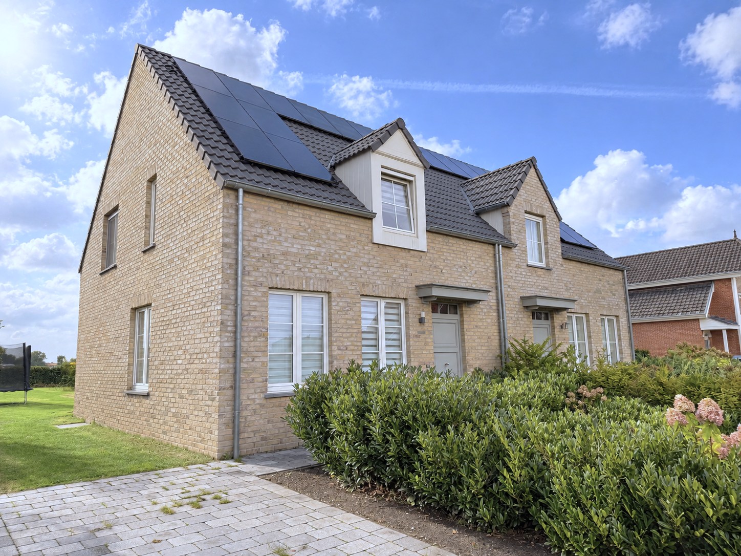 House for rent in Ravels