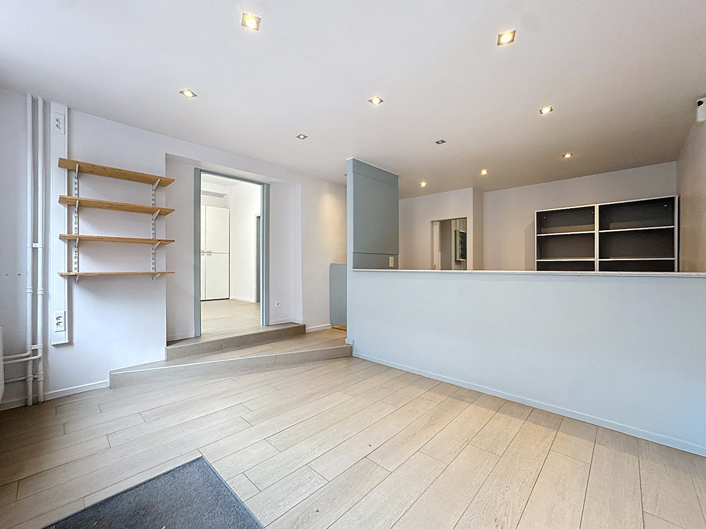 Te huur: commercieel pand (75m²) in Wolvertem – Recent gerenoveerd &amp; instapklaar. - foto 2