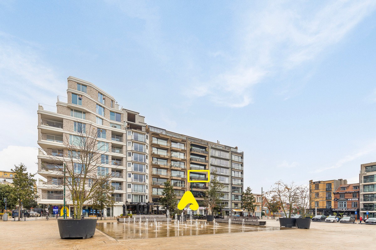 Appartement op markt van De Panne - foto 1