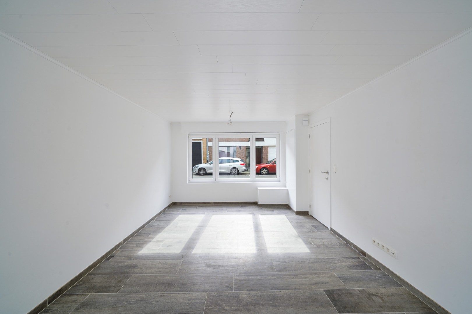 Volledig gerenoveerde rijwoning met 3 slaapkamers in Stene - foto 4