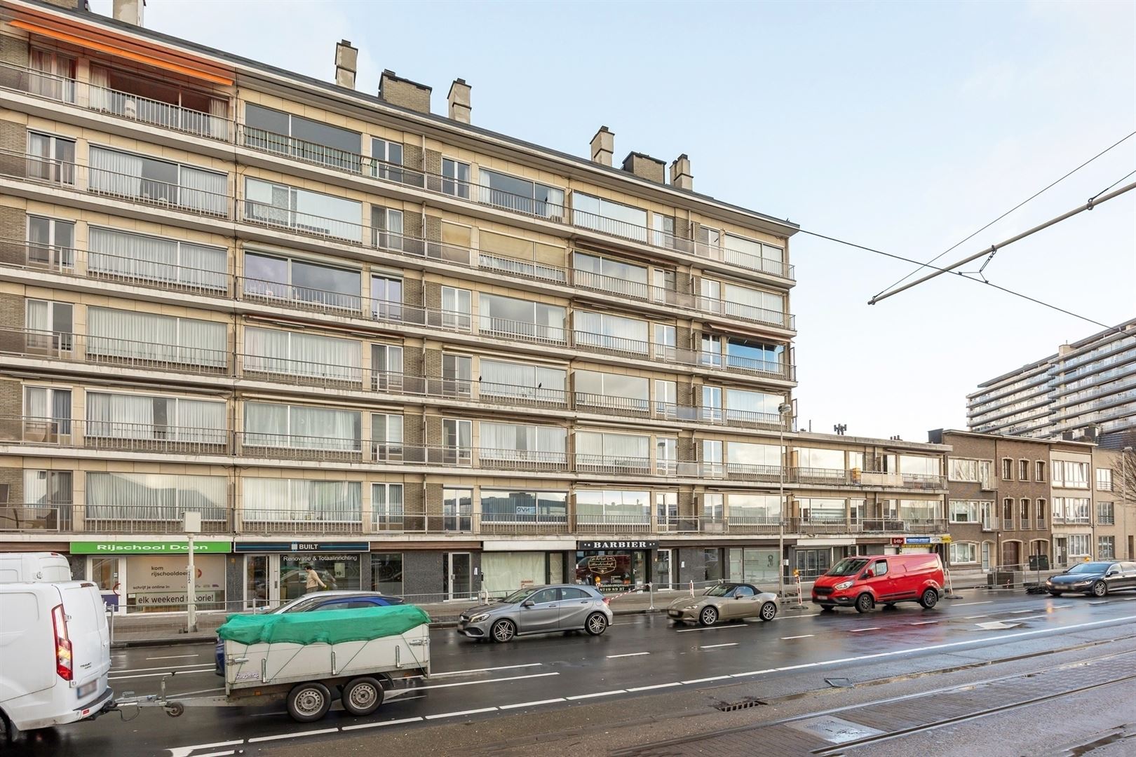 Centraal gelegen appartement met AIRCO, 2 slaapkamers en dressing. - foto 5
