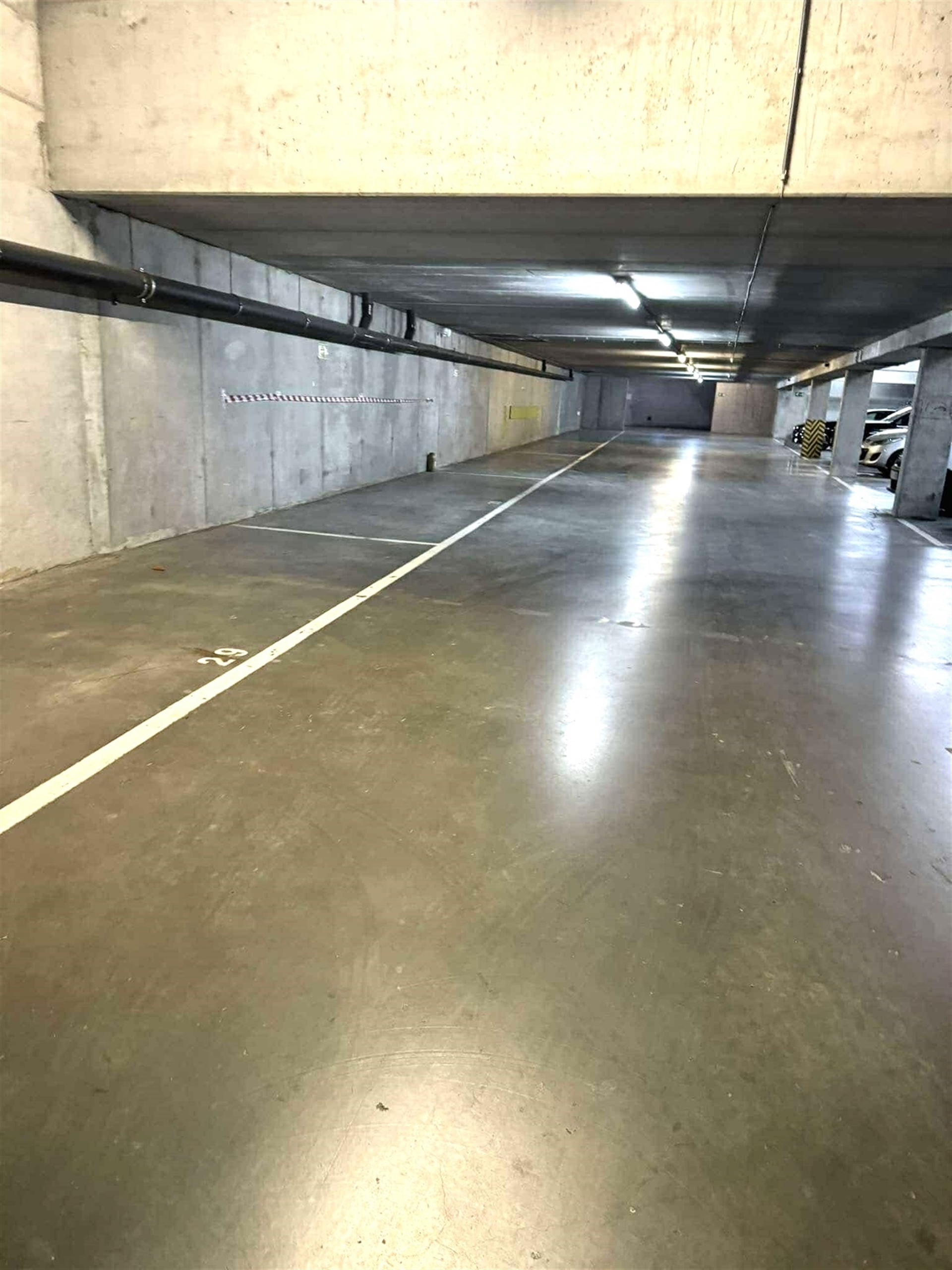 Ondergrondse parkeerplaats te huur Anderlecht
. - foto 4