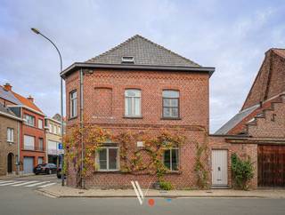 House for sale in Izegem