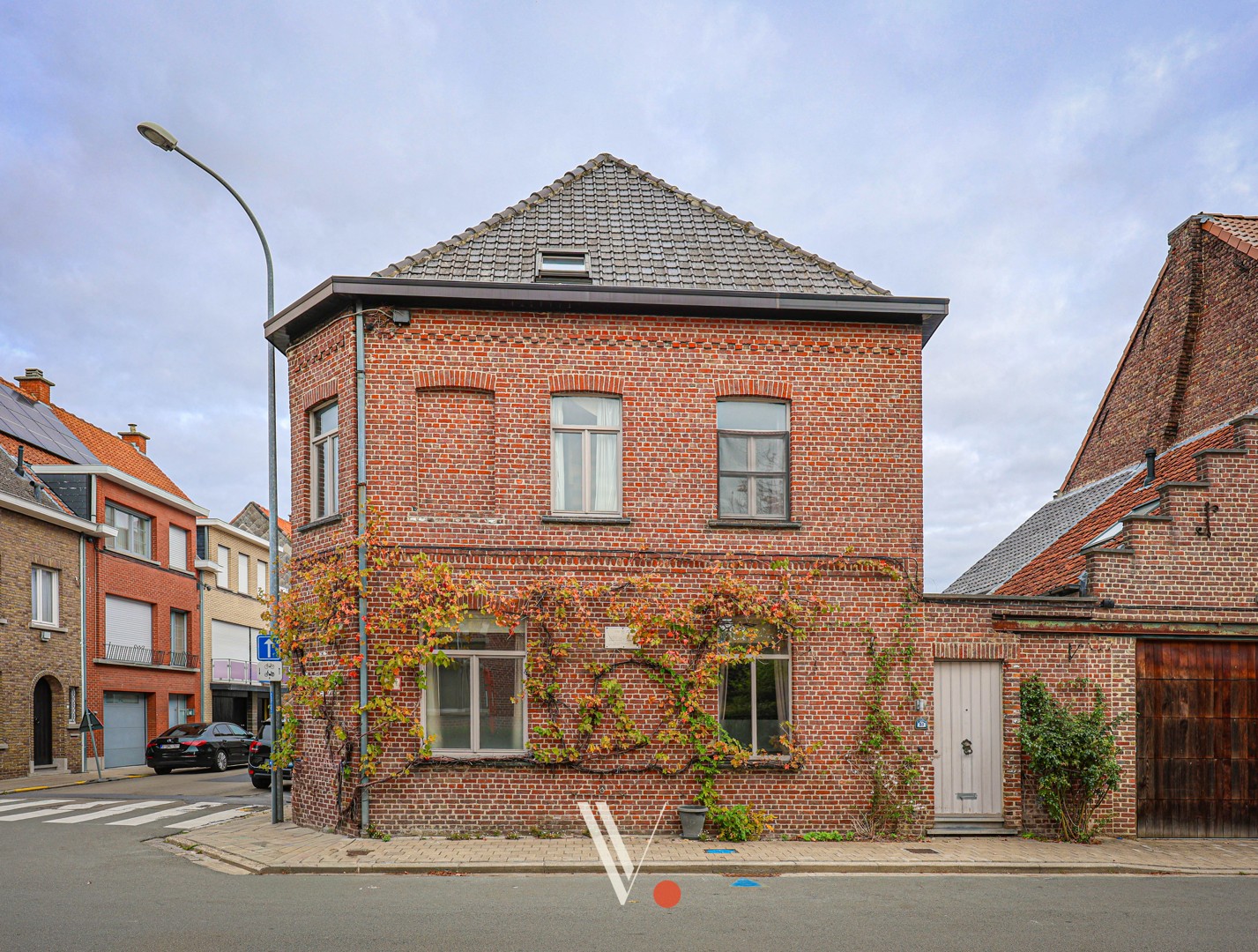 House for sale in Izegem with 5 bedrooms - photo 1