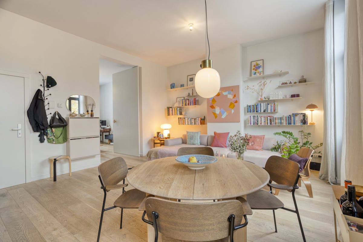 Beautiful renovated apartment for sale in Saint-Gilles - photo 3