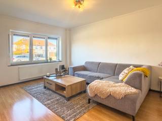 Voor meer informatie of een bezoek contacteer Anne De Block van OC Vastgoed: 0471 38 00 36 of anne@ocvastgoed.beDeze instapklare woning met 4...