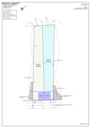 <p><span>Découvrez ce terrain de 1.000 m² situé dans un environnement calme, idéal pour une maison jumelée.</span></p><p><span>Le numéro 25 de la Torenstraat se trouve dans un quartier charmant de Rotselaar, avec des commodités et des possibilités de loisirs à proximité. Avec une largeur de rue de 13,55 mètres et une profondeur de 86,50 mètres, ce terrain offre beaucoup despace pour réaliser votre projet de rêve.</span></p><p><span>Sur le lot 1, d'une superficie totale de 10 ares, il est possible de construire une maison unifamiliale en construction semi-ouverte. La maison doit avoir un retrait latéral dau moins 6 mètres de large. La ligne de construction s'aligne sur celle du numéro 27 de la Torenstraat, à 6 mètres de laxe de la route située en face et au niveau de la ligne de construction, avec une profondeur de bâtiment maximale de 10,3 mètres. Le bâtiment principal doit être équipé dun toit à deux versants avec une hauteur de corniche de 6 mètres.</span></p><p><span>Les extensions et dépendances sont également autorisées en dehors de la zone de construction. Des extensions au rez-de-chaussée, adjacentes au bâtiment principal, sont autorisées jusqu'à une profondeur maximale de 15 mètres. La hauteur de corniche des extensions est limitée à 3,5 mètres, avec une forme de toit libre. Une terrasse est autorisée jusqu'à la limite mitoyenne des lots 1 et 2, avec une profondeur maximale de 4 mètres.</span></p><p><span>Grand jardin orienté à louest : Profitez du soleil laprès-midi et en soirée. Excellente accessibilité : accès facile aux transports en commun et bonne connexion à lE314.</span></p><p><span>Contactez-nous dès aujourdhui (au numéro 0491/15.35.99) pour plus dinformations, et nhésitez pas à visiter le terrain pour le découvrir par vous-même !</span></p>