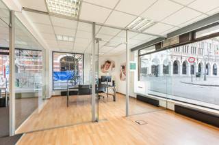 Deze kantoorruimte, gelegen op een absolute top locatie in de Leuvense binnenstad, geniet van een enorme visibiliteit. Een ander pluspunt is de...