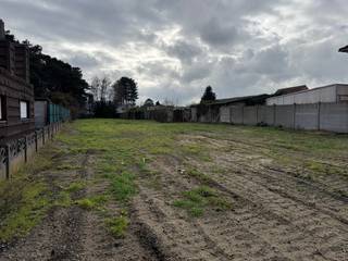 Gelegen in een rustig zijstraat tussen Tremelo & Keerbergen bevindt zich deze bouwgrond voor open bebouwing met achterliggend perceel met een...