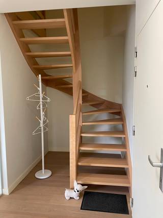 Deze prachtige duplex met fenomenaal zicht bevindt zich op de 2de verdieping van een wooncomplex met drie villa-appartementsgebouwen. Het betreft...