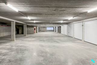 Deze garagebox is gelegen in de ondergrondse verdieping van het nieuwbouwproject Brouwery. Centrale ligging langsheen de Rumbeeksesteenweg ter...