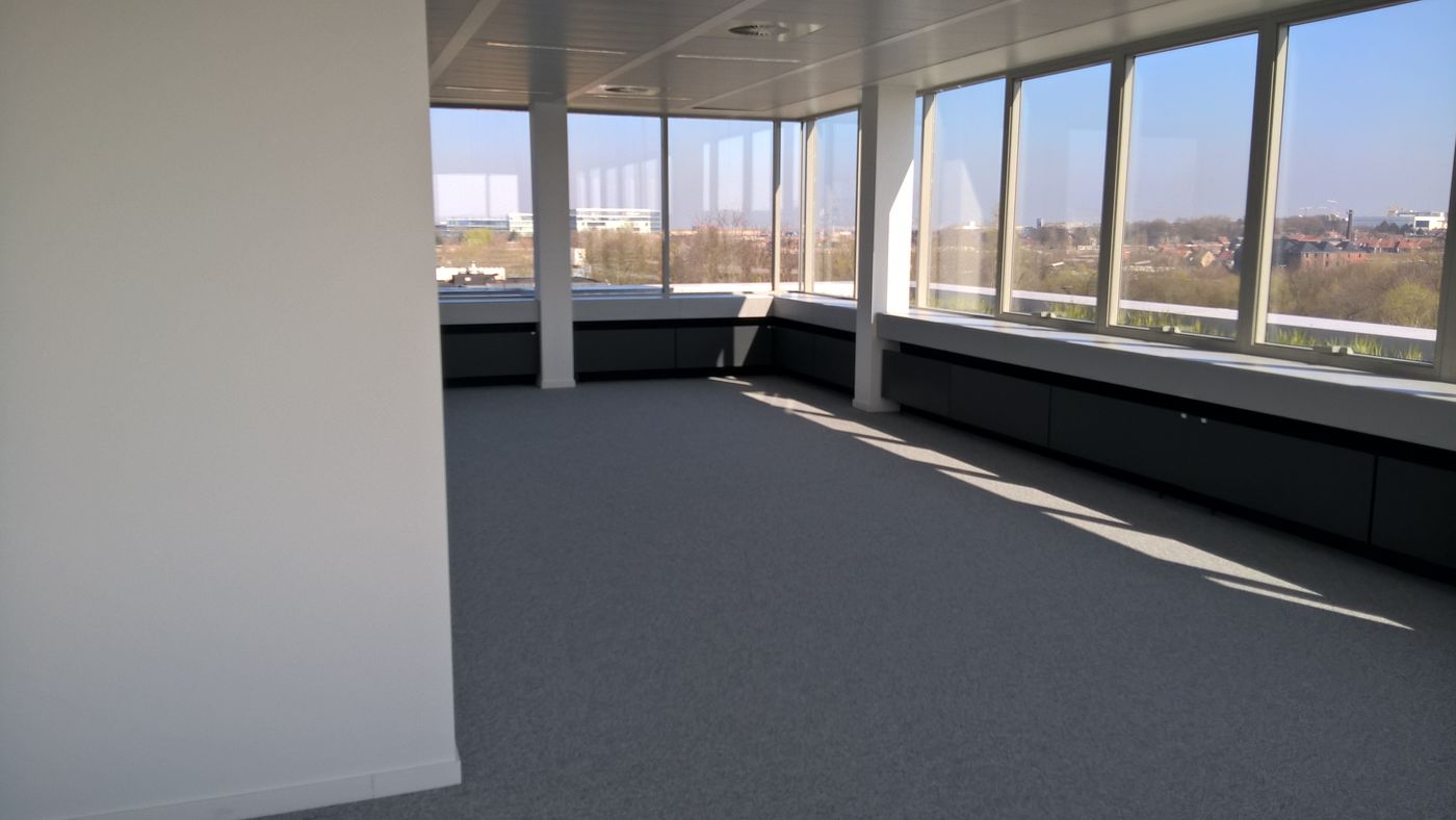 Espace de bureau élégant de 525 m² avec visibilité depuis le périphérique - photo 4