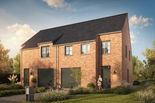Hectaar bouwt energiezuinige en praktisch ingerichte nieuwbouwwoningen op een centrale ligging te Tremelo.<br />De woningen zijn centraal nabij verschillende winkels, een lagere school en rechtstreeks verbinding naar alle invalswegen en kijken uit op groen. <br /><br />Bij elke woning krijgt de koper de kans om volledig inspraak te hebben in de inrichting en afwerking van de woning. In samenspraak met onze betrouwbare partnerleveranciers kies je zelf de materialen en afwerking volgens smaak en budget – zo maak je van deze woning écht jouw thuis.<br /><br /><strong>Indeling Lot 02:</strong><br />Gelijkvloers: Inkomhal met gastentoilet, ruime leefruimte met open keuken, aparte berging en een inpandige garage<br />Verdieping: Nachthal met apart toilet, 3 ruime slaapkamers (15,58m² - 12,58m² - 10,58m²), badkamer uitgerust met ligbad, inloopdouche en dubbele lavabomeubel<br />Zolder: Mogelijkheid plaatsen vaste trap - ideaal als extra opbergruimte/uitbreiding <br /><br /><strong>Troeven van deze woning:</strong>
<ul>
<li>Energiezuinig wonen</li>
<li>Lucht/water warmtepomp, zonnepanelen en vloerverwarming </li>
<li>Ruime percelen, zuidgerichte tuin</li>
<li>Regenwaterput 7.500l aangesloten op toiletten/wasmachine/buitenkraan</li>
<li>Inpandige garage en aparte berging</li>
</ul>
Wens je meer informatie, contacteer ons vandaag nog voor meer informatie of een afspraak op kantoor te Asse. Plannen van de woning zijn terug te vinden op www.hectaar.be<br /><span>(Foto's zijn referentiebeelden van voorgaande projecten)</span>
