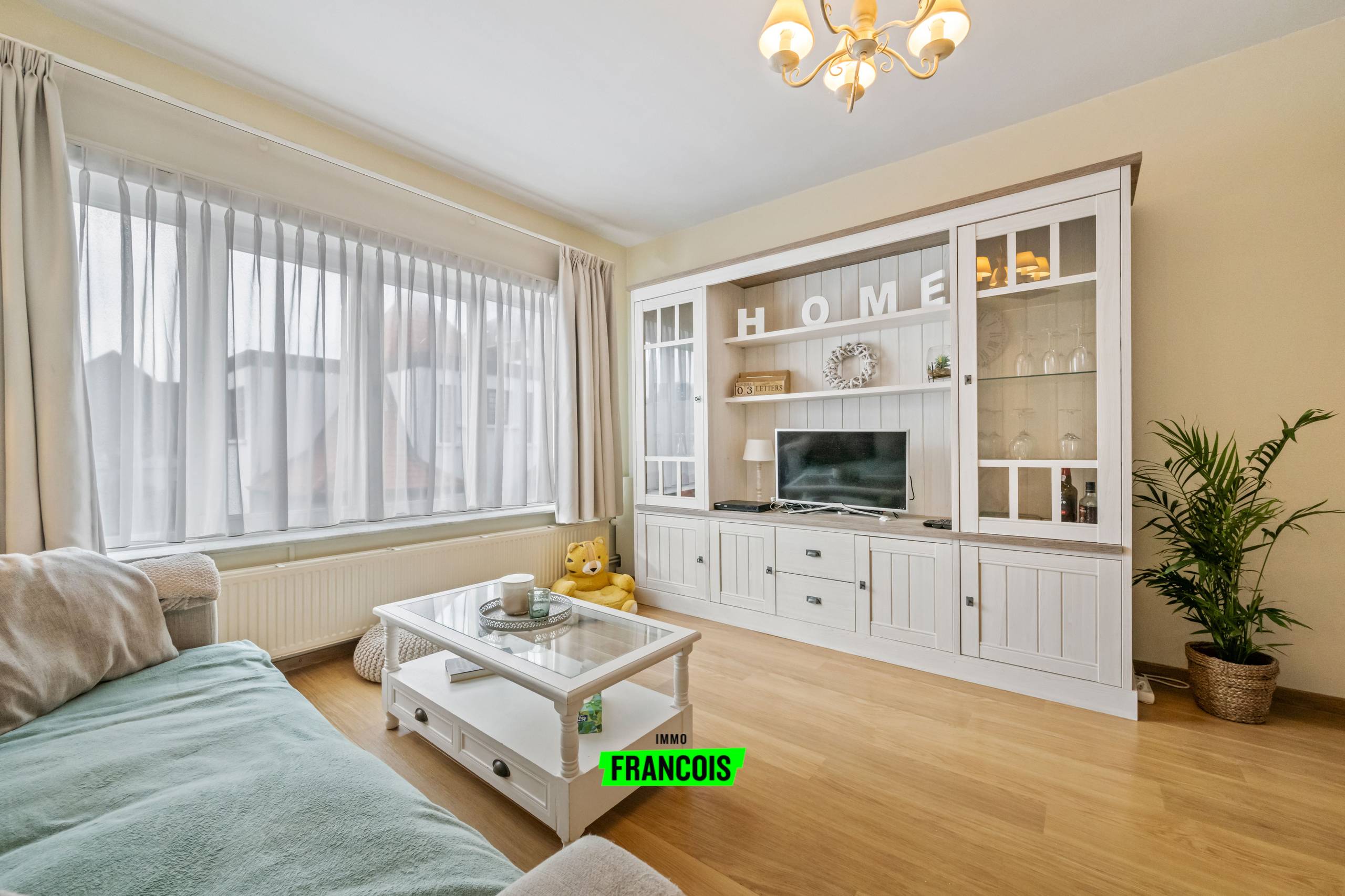 Instapklaar appartement met 2 slaapkamers op toplocatie in Mariakerke, Oostende – om de hoek van de zeedijk! - foto 4