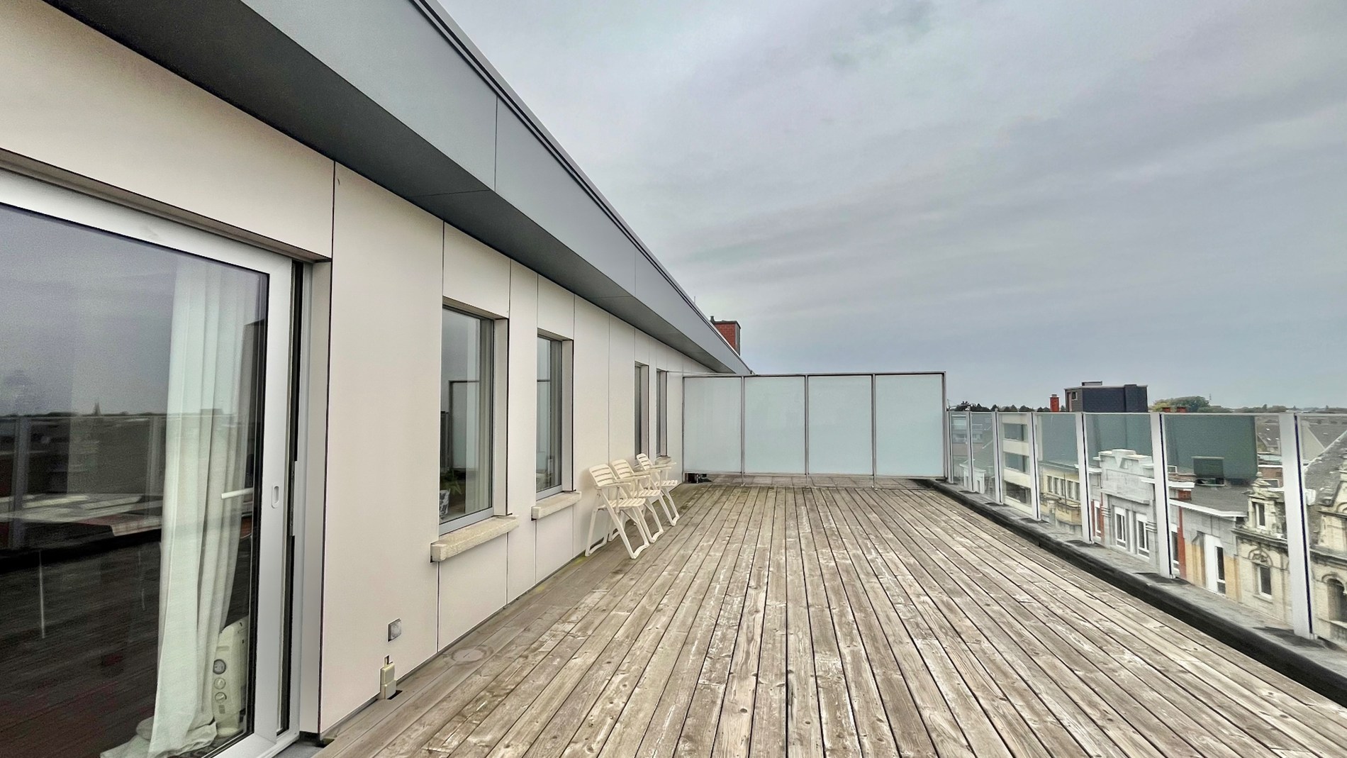 Luxe penthouse (6de verdieping) van 191 m² met 2 terrassen en ondergrondse staanplaats - foto 3