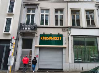 Rare investment opportunity just steps from Brussels South Station!This ideally located mixed-use building in a rapidly developing area consists of a...
