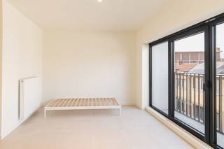 Op zoek naar een modern en comfortabel studentenkot in het centrum van Mechelen? Dit net volledig gerenoveerd studentengebouw gelegen...