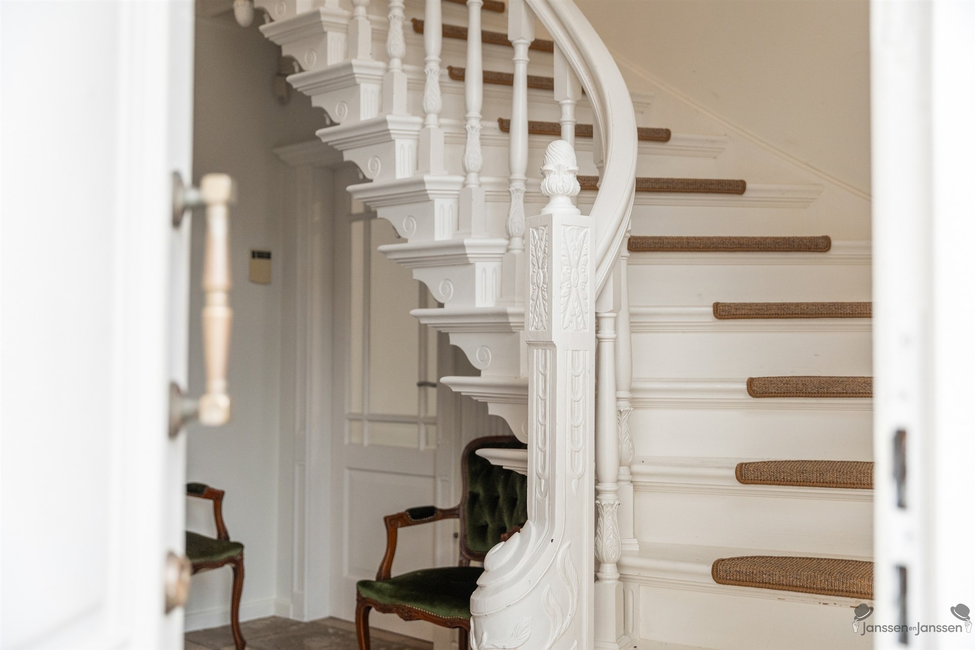 Prachtige villa op een perceel van 1.500m² in het groene Sint-Job. - foto 2