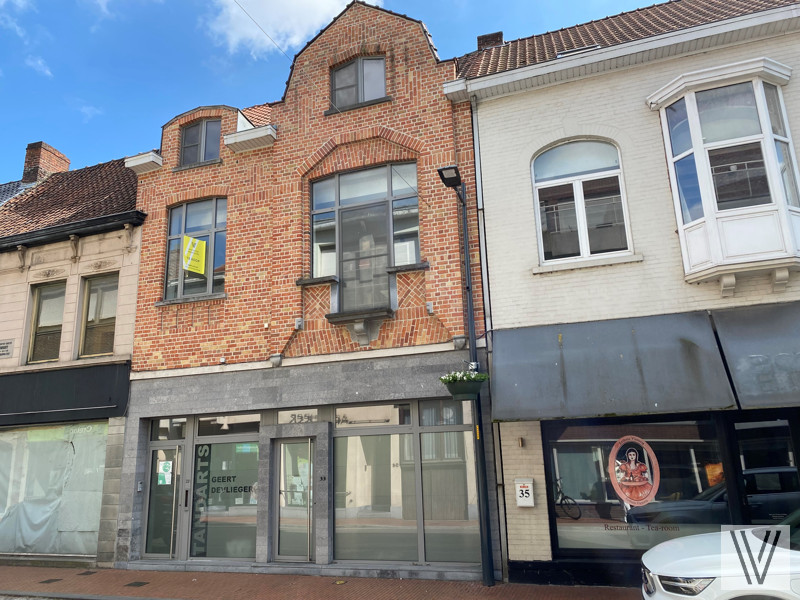 Gerenoveerde appartement te Izegem - foto 1