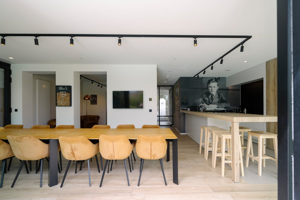 Exclusieve woning met zwembad in Lo-Reninge. - foto 3