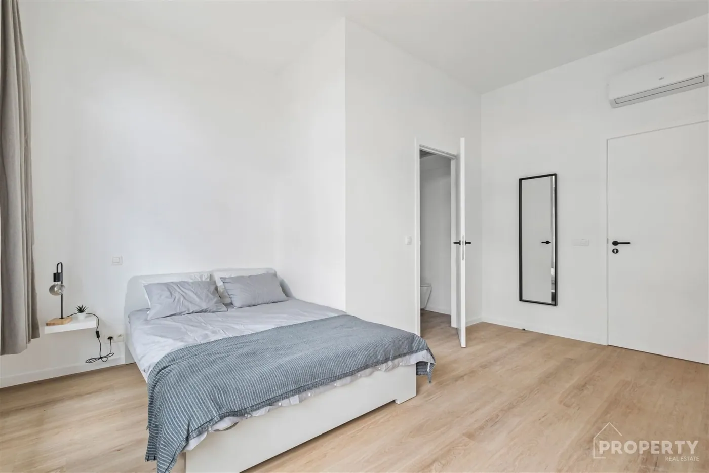 High-end studentenkamer in klassevol erfgoedgebouw - foto 2
