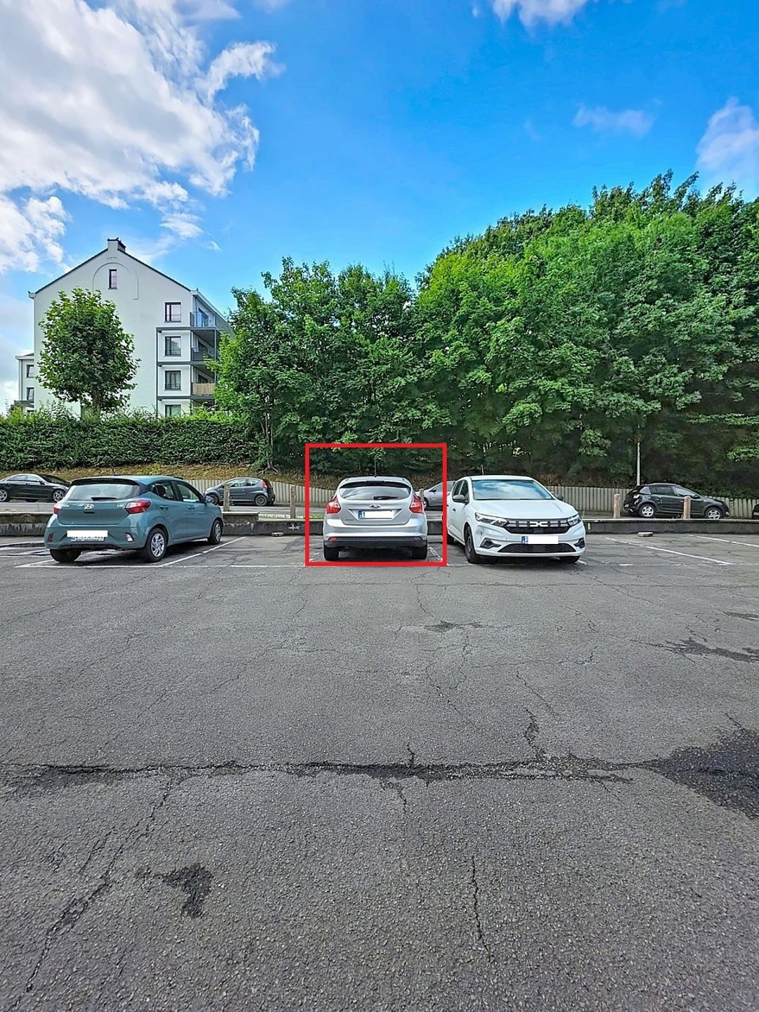 3 beveiligde parkeerplaatsen dichtbij het station  - foto 4