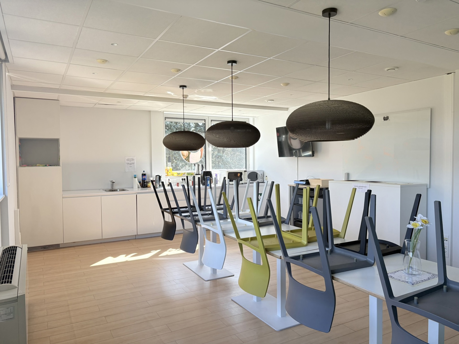 Kantoor met parking &amp; keuken te huur – Aalst - foto 4