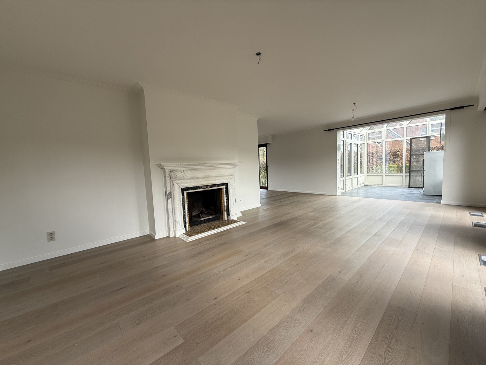 Charmante villa met 6 slaapkamers - foto 4