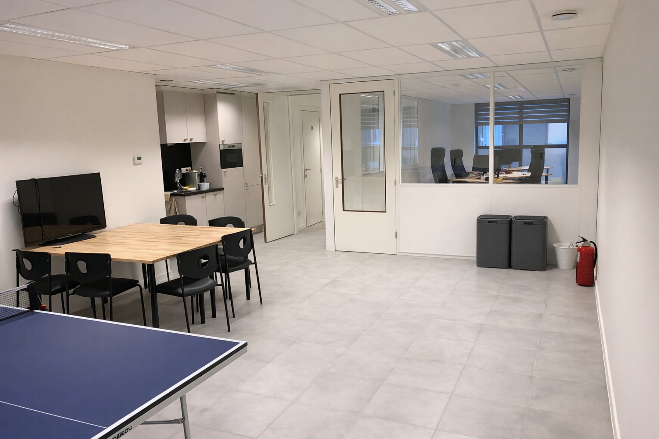 Commercial for rent in Mechelen - photo 3