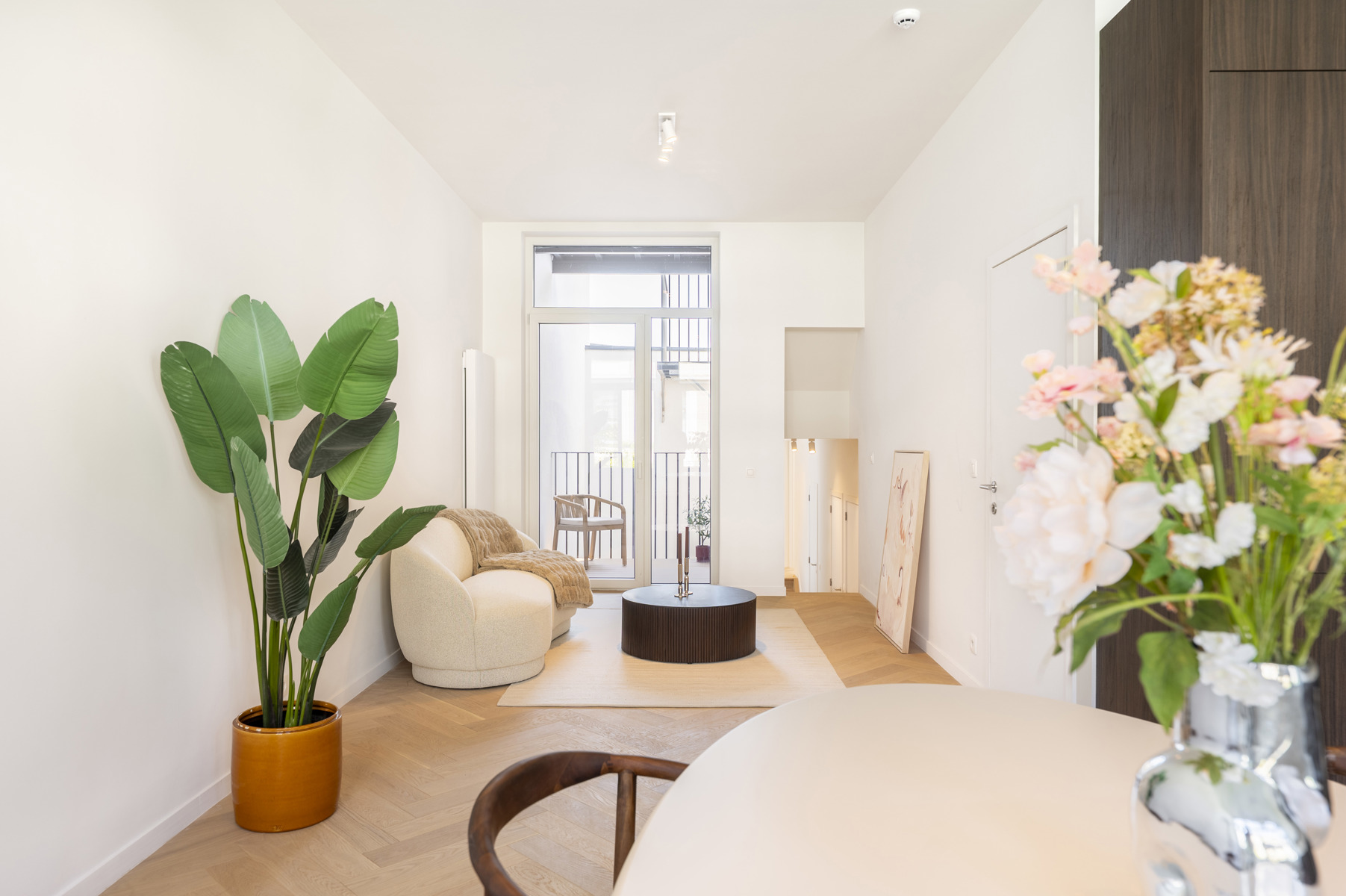 Stijlvol gerenoveerd 2 slpk appartement op toplocatie - foto 4