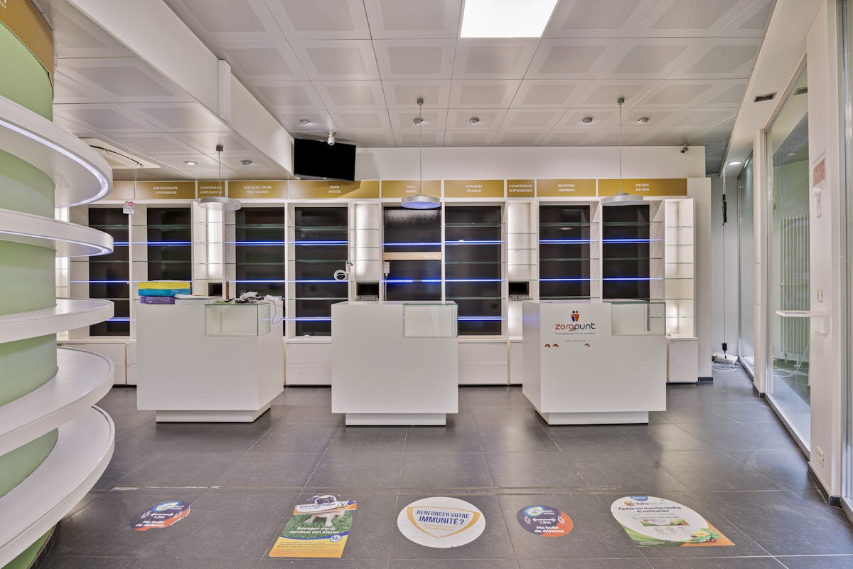 Commerciële ruimte met duplex-appartement te koop in Evere - foto 3