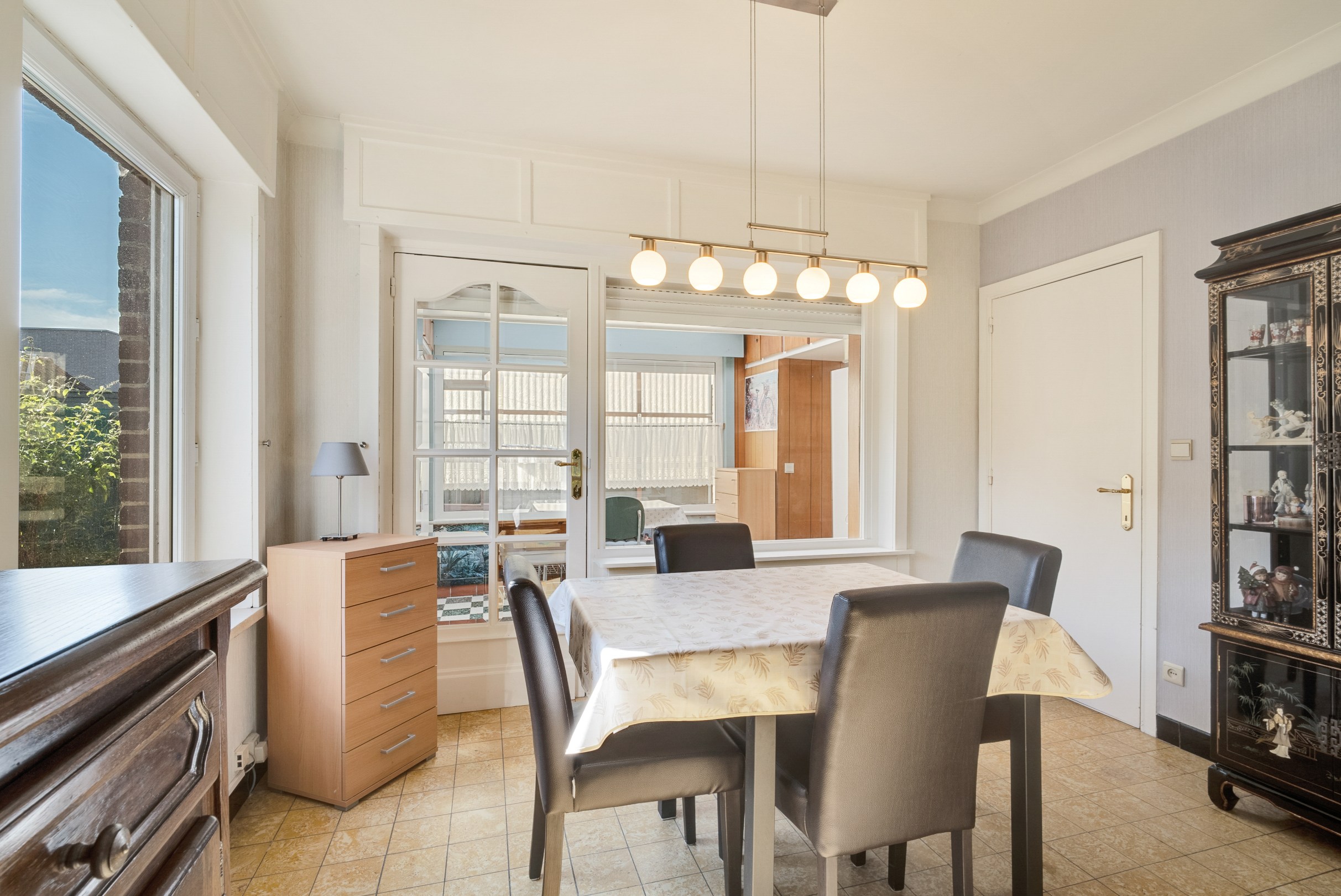Kloeke, goede onderhouden woning op een toplocatie - foto 5
