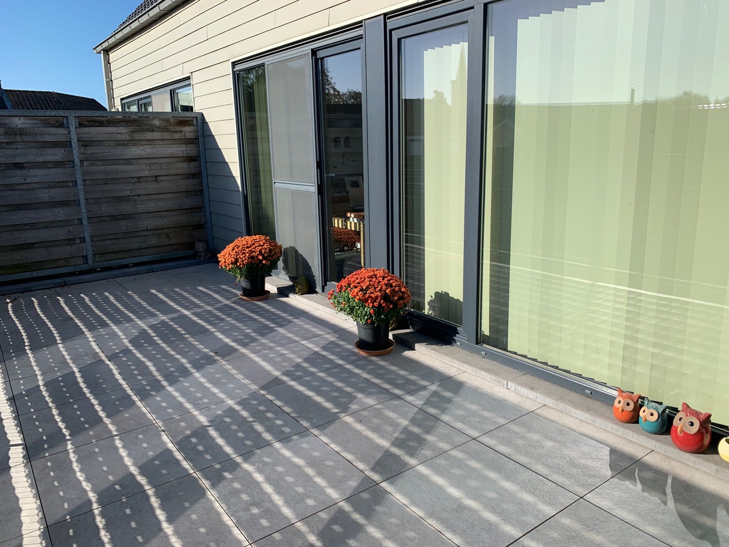 Lichtrijk en energiezuinig duplexappartement met ruim terras - foto 2