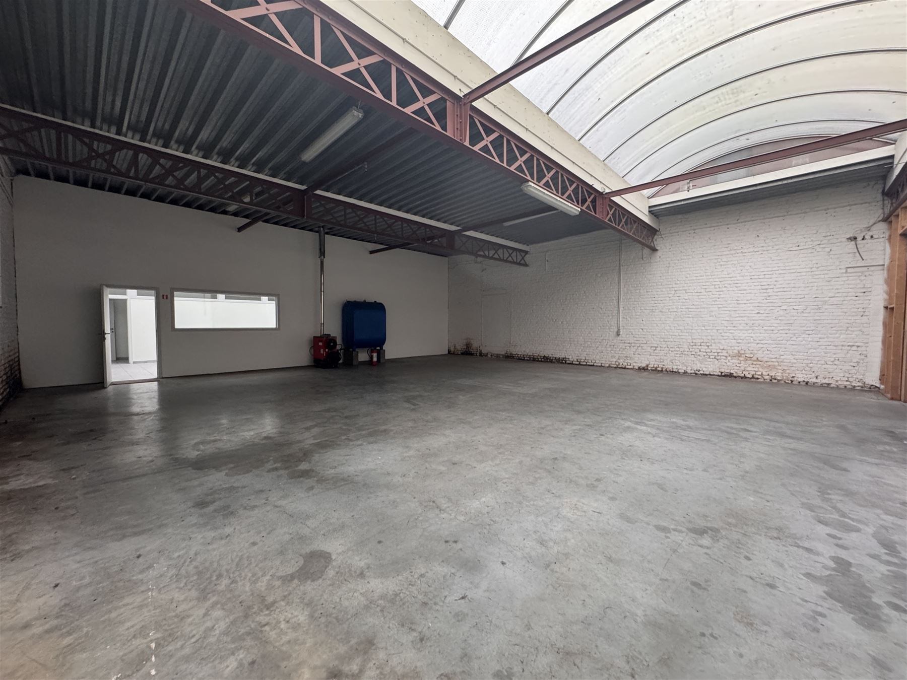 Multifunctionele loods te huur - 1725m² - foto 4