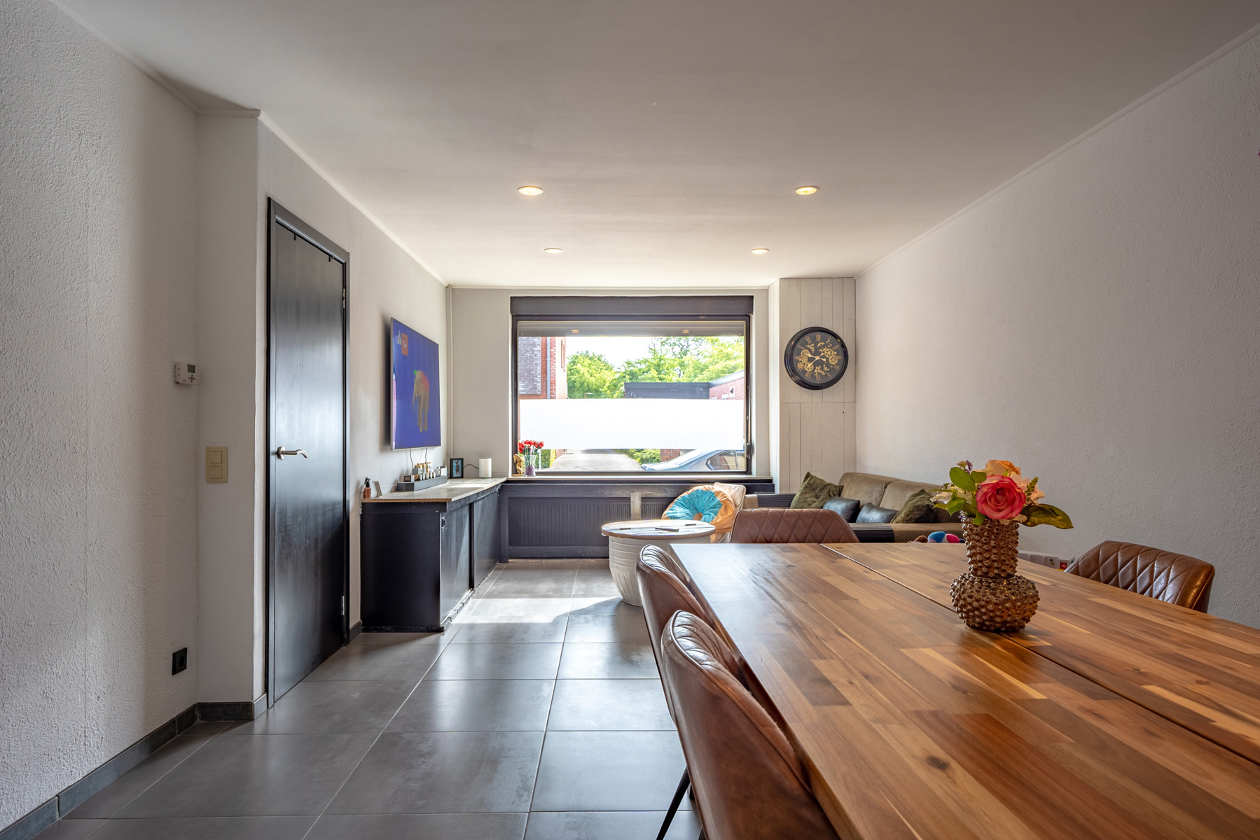 Woning in het centrum van Putte-Kapellen met tuin en garage! - foto 4