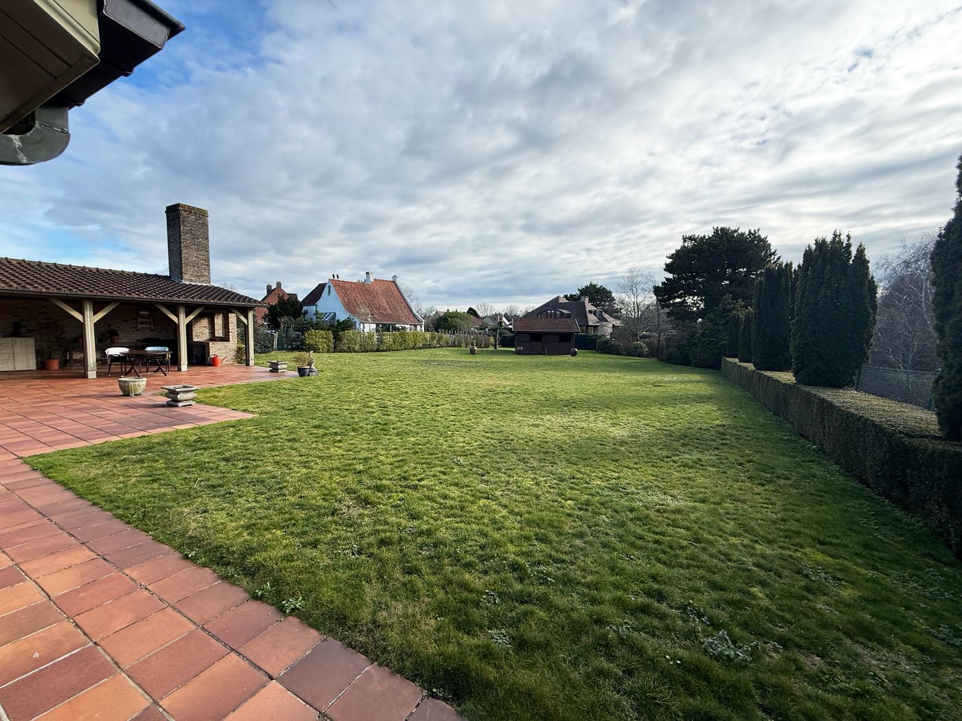 UNIEKE VILLA OP UITZONDERLIJKE LIGGING – SINT-IDESBALD - foto 4