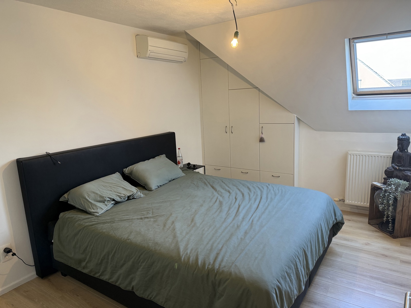 Ruim en instapklaar appartement met 2 slaapkamers, terras en garage in Geel - foto 5
