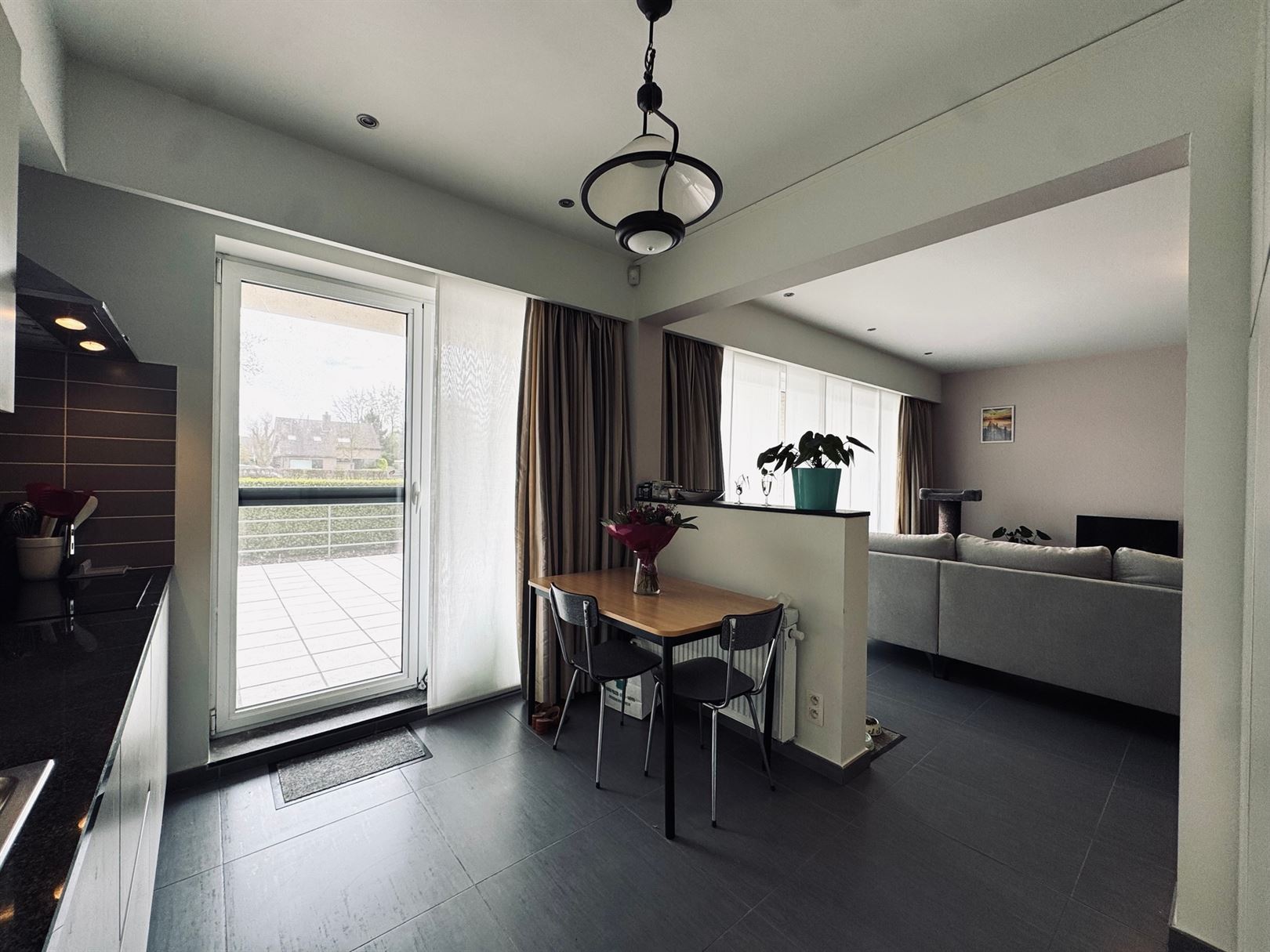 Appartement à louer à Beveren-Kruibeke-Zwijndrecht avec 2 chambres - photo 4