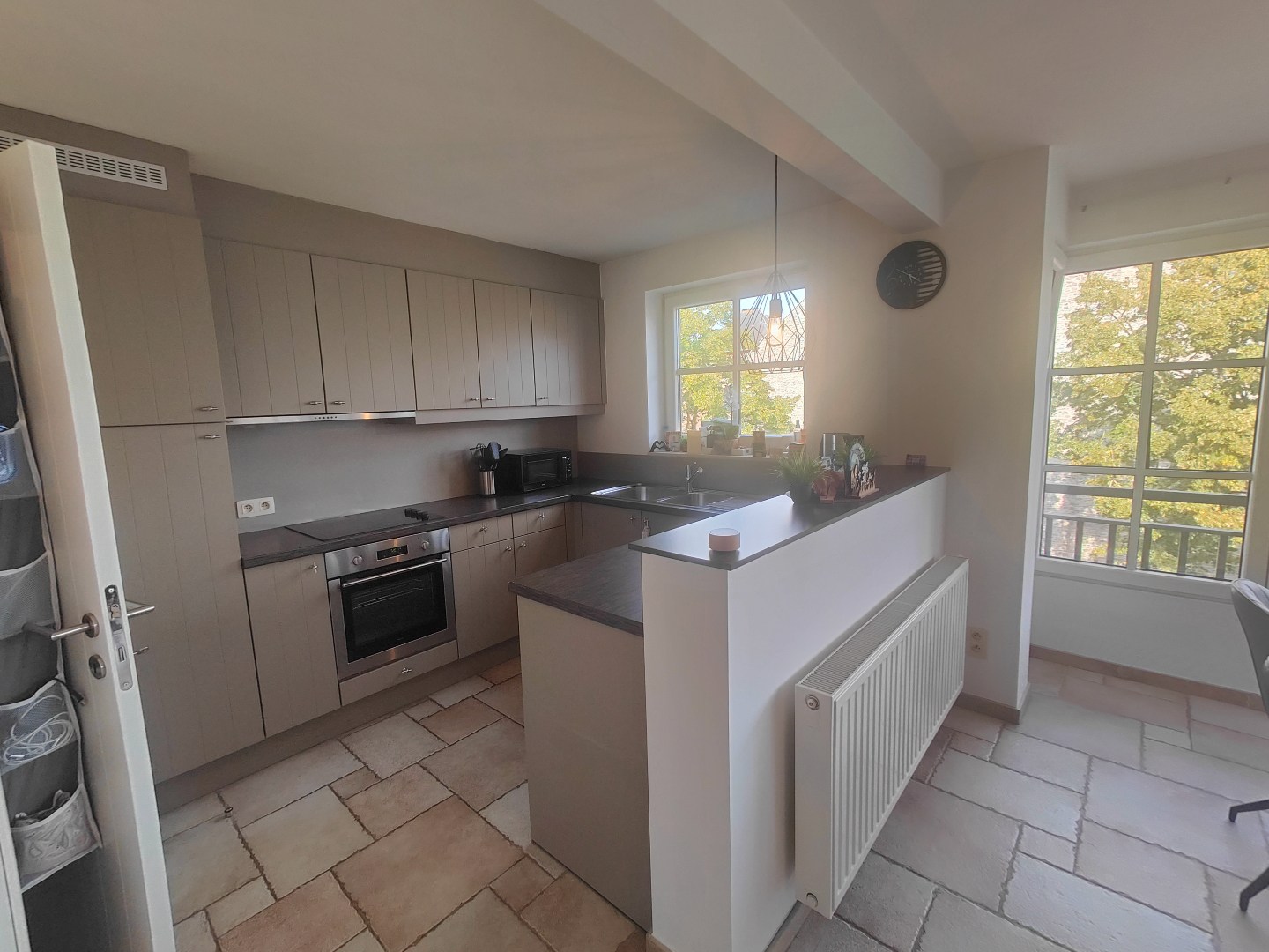 Prachtig appartement met uitzicht op het marktplein van Torhout - foto 2
