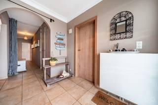 TERVUREN - MOORSEL - Villa met 4 slaapkamers van +/- 182 m² (volgens EPC) gelegen op een perceel van +/- 786 m². De woning is als volgt...