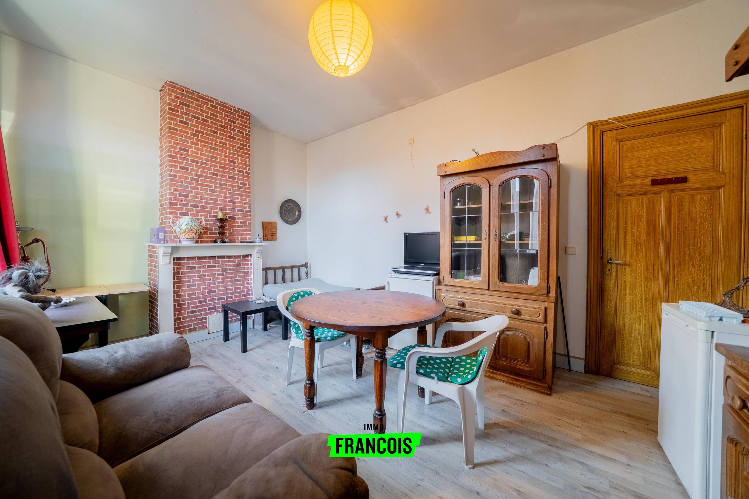 Ruime te renoveren stadwoning nabij station Ieper - foto 5