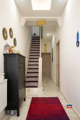 WILRIJK | KNAP GERENOVEERDE GEZINSWONING MET DRIE SLAAPKAMERS EN MOOIE ZUIDTUIN | OP EEN TOTALE GRONDOPPERVLAKTE VAN 167m² | EPC B |Indeling als...