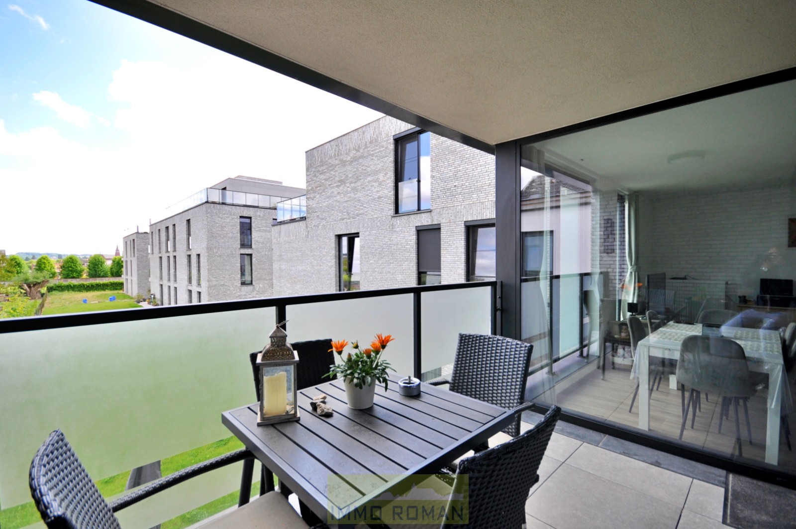 Appartement récent avec terrasse et parking souterrain à Renaix ! - photo 2