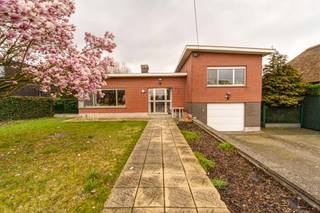 Voor meer info of een bezoek ter plaatse, contacteer steven@copandi.be of bel 0498 61 58 86Leuke open bebouwing op een gunstige locatie, nabij...