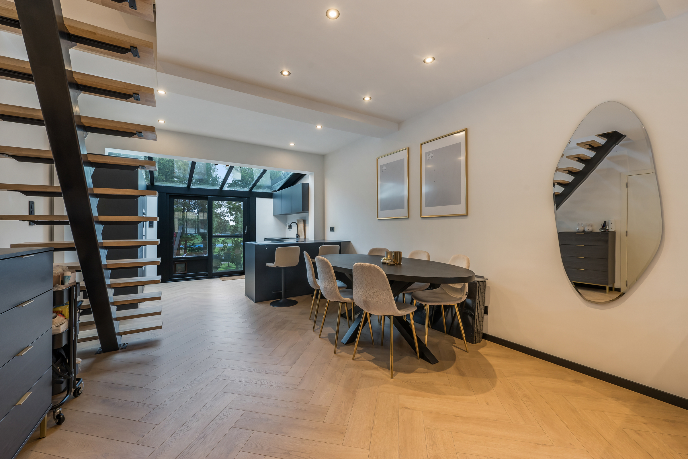 Charmante woning met 2slpk en grote tuin in Burcht - foto 4