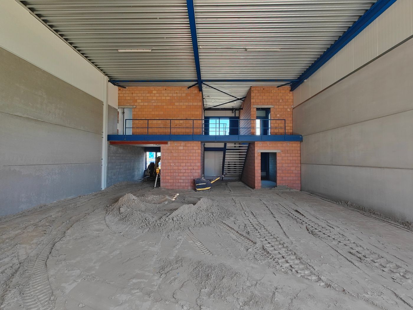 NIEUWBOUW KMO-UNIT van 232 m² BRUGGE TE HUUR - photo 5