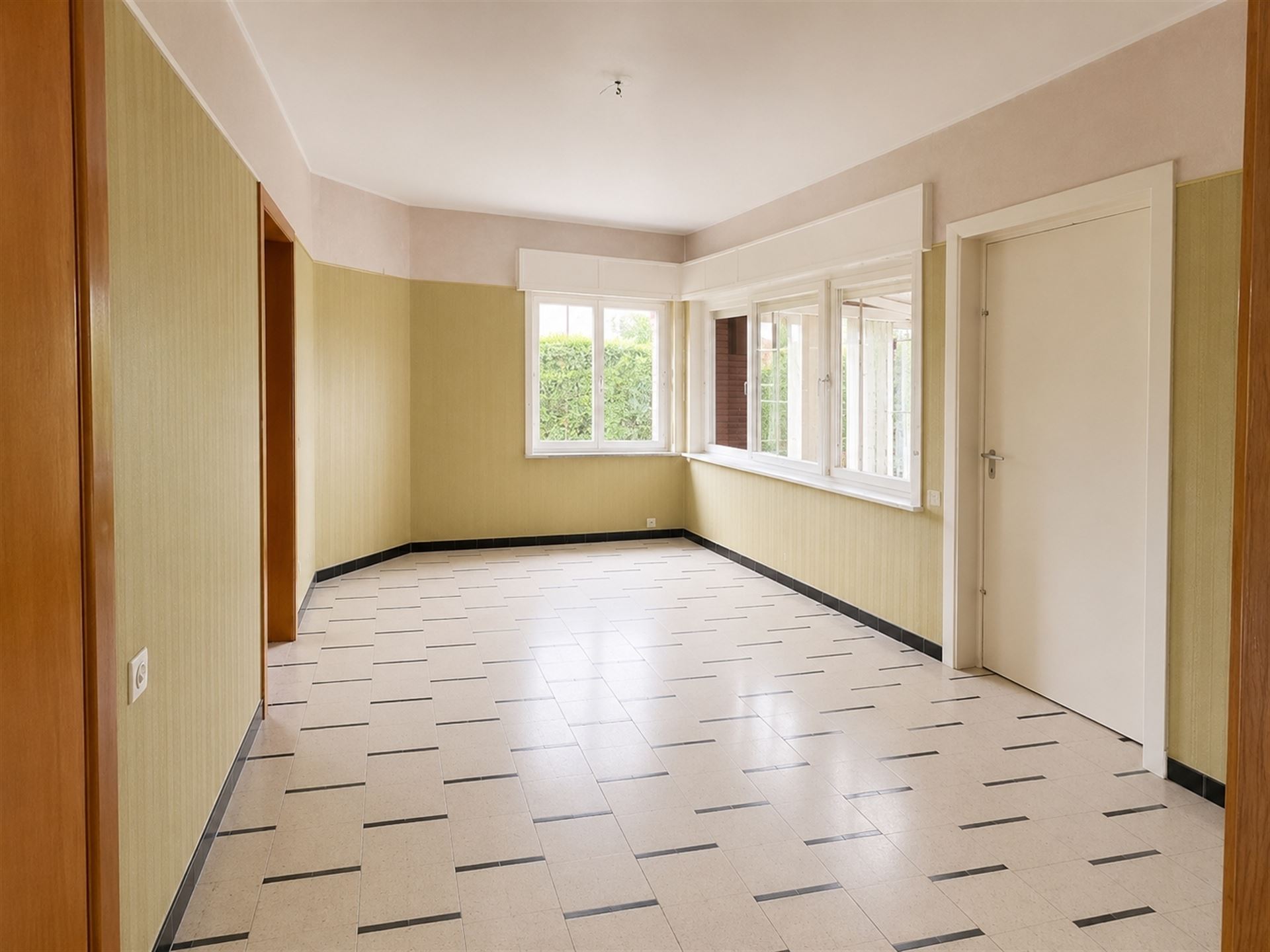Te renoveren villa op een perceel van 2.059 m²! - foto 5