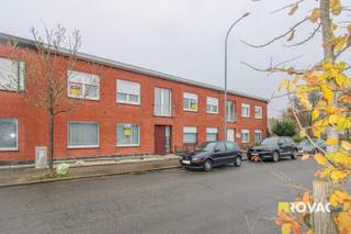 Rustig gelegen appartement op de gelijkvloerse verdieping met een vlotte bereikbaarheid naar de Rijksweg en de E403 in een...