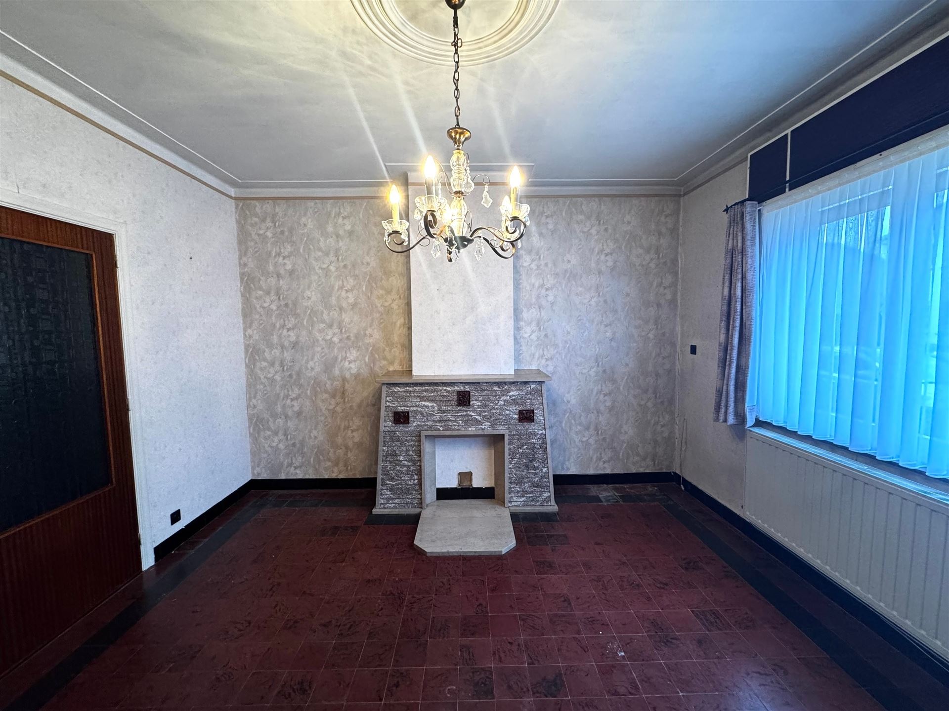 Halfopen te verbouwen woning op rustige locatie in Maasmechelen - foto 4