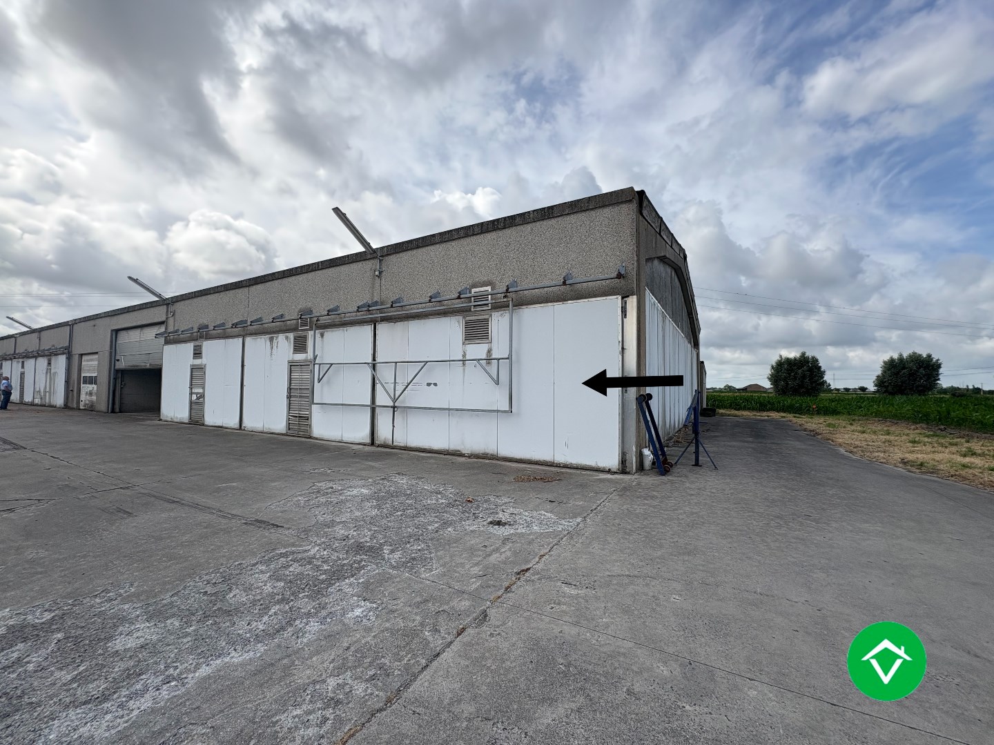 Commercial for rent in Diksmuide - photo 1